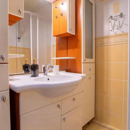 Comfy 1br * Pressburg